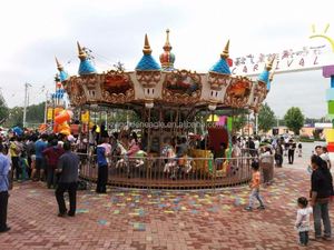 Carrusel de Metal y Madera de 24 Asientos para Interiores y Exteriores, para Niños, Diversión en Ferias, Parques de Atracciones, Jardín, Carrusel Grande con Caballos - Product Image 2