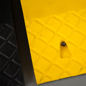 Bosse en caoutchouc portative de voiture de <span class=keywords><strong>vitesse</strong></span> de rampe de bordure d'allée de route pour le protecteur de sécurité - Product Image 2