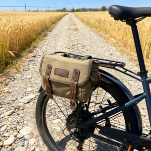 Fabricant OEM/ODM toile + sac de selle de <span class=keywords><strong>vélo</strong></span> en <span class=keywords><strong>cuir</strong></span> véritable sac à outils de cadre de <span class=keywords><strong>vélo</strong></span> de style <span class=keywords><strong>vintage</strong></span> pour hommes avec logo en relief - Product Image 6