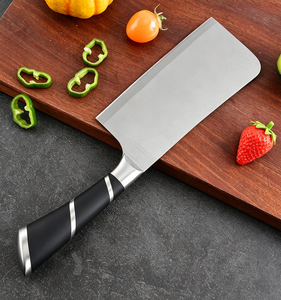 Ensemble de couteaux de cuisine 7 pièces en acier inoxydable premium avec manche ergonomique noir - Stock important - Product Image 3