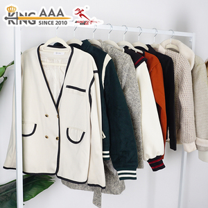 KingAAA Abrigo de Tweed Vintage para Mujer, Chaqueta Corta Retro de Segunda Mano con Botones Cruzados, Chaqueta Corta de Invierno - Product Image 1