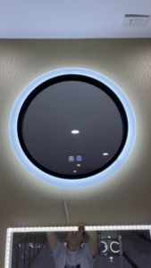 Miroir <span class=keywords><strong>de</strong></span> salle <span class=keywords><strong>de</strong></span> bain LED avec cadre en acrylique en <span class=keywords><strong>forme</strong></span> <span class=keywords><strong>de</strong></span> <span class=keywords><strong>cercle</strong></span> - Product Image 2