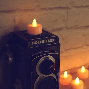 Luces LED de té sin llama, velas, parpadeantes, amarillo cálido, 100 horas de luz de té alimentada por batería - Product Image 6