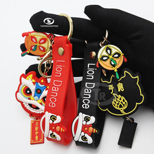 Vente en gros de porte-clés en PVC Fabricant de porte-clés 2D 3D en caoutchouc de silicone souple pour les promotions et les mousquetons 3D DIY - Product Image 1