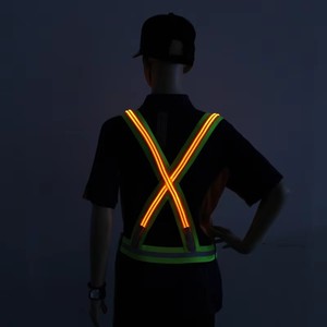 Chaleco de Seguridad con Fibra Óptica LED, Fibra Óptica de Doble Guí<span class=keywords><strong>a</strong></span> de Luz, Luces Multicolores, <span class=keywords><strong>Tres</strong></span> Veces Más Brillantes que los Chalecos Reflectantes Convencionales - Product Image 3