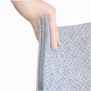 Fabrika Çıkışı Yüksek Yoğunluklu PVC Noktalı Kaplamalı Dokunmamış Keçe - Kaymaz İğneleme İşlemli Evcil Hayvan Yatakları İçin - Product Image 4