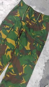 Pantalones a prueba de viento DPM tácticos británicos originales de los años 1970 con cierre de cinturón cruzado Pantalones de combate <span class=keywords><strong>Woodland</strong></span> - Product Image 4