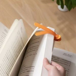 Auto-Page-Follow Silicone <b>Bookmark</b> Flexible Non-Slip Cartoon Pattern Multi-Functional Reading Tracker for Students Book Lovers - Product Image 5