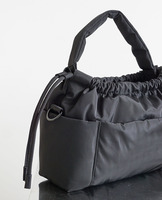 Sac à couches portable OEM étanche, organisateur de couches minimaliste, sac de poussette détachable, design léger pour les sorties courtes des parents