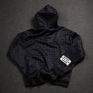 Sudadera con Capucha Retro de Calle con Pedrería, Servicio Personalizado OEM, Ajuste Oversize, Estampado de Letras en Relieve con Borde Crudo, Corte Boxy y Corto para Hombre - Product Image 2