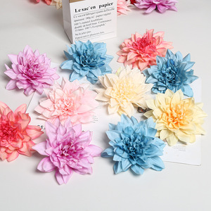 Lichao Dahlia Flower Headpiece Fleurs artificielles en soie faites à la main Décorations de mariage Multicolore 18328127424 - Product Image 4