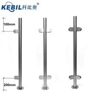 Systèmes de balustrades et mains courantes modernes en acier inoxydable et verre, avec installation facile en DIY pour la sécurité des escaliers et des balcons