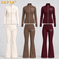 Ensembles de vêtements de sport pour femmes avec logo personnalisé, vente en gros, veste en nylon couleur automne-hiver avec trou pour le pouce, leggings de yoga, ensemble d'entraînement pour femmes