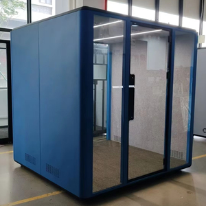 Cabine de bureau moderne ventilée pour 4 personnes avec isolation acoustique, structure modulaire préfabriquée pour centres commerciaux et espaces de travail - Product Image 1