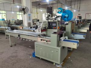 Automatic Napkin Wet <strong>Wipes</strong> Tissue Paper Towel Soft Tissue Paper Packing Machine Packing and Labeling Machine - Product Image 2