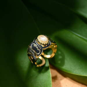 Anillo de Moda de Acero Inoxidable 316L con Baño de Oro PVD y Esmalte Negro, Joyería con Piedra Ovalada - Product Image 3