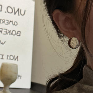 S925 argent Sterling Style coréen à la mode Texture oreille bijoux Matsumoto Nae même boucle d'oreille conception de niche - Product Image 6