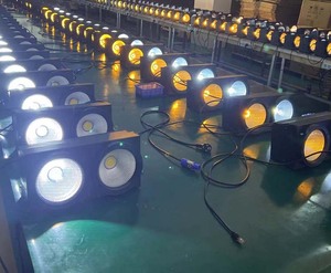 Twee Ogen 200W Warm Wit en Koel Wit LED Matrix COB Stage Blinder Licht met <span class=keywords><strong>DMX512</strong></span> Besturing - Product Image 3