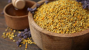 Alta calidad <span class=keywords><strong>de</strong></span> calidad alimentaria pura naturaleza orgánica barata polen <span class=keywords><strong>de</strong></span> maíz materia prima pura Natural nuevo polen <span class=keywords><strong>de</strong></span> abeja <span class=keywords><strong>de</strong></span> miel fresca - Product Image 5