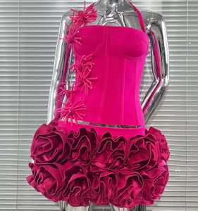 Chic Styles and Comfort in classy and sexy dresses for Trendy Women