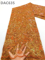 Tissu en dentelle brodée de perles et de paillettes écologiques vert menthe, tulle scintillant guipure pour robe de soirée