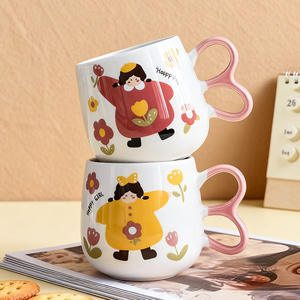 Taza de cerámica con diseño retro de niña de dibujos animados, ideal para regalo. - Product Image 2