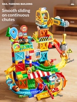 FEELO Blocs de construction éducatifs en plastique à grandes particules pour enfants, avec piste, toboggan et parking pour voitures à assembler