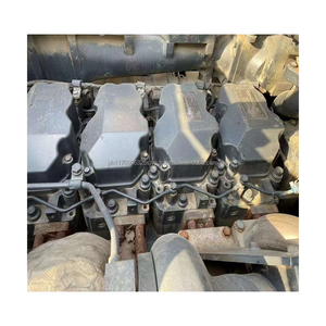 Excavadora de cadenas Komatsu PC650-8 usada, 65 toneladas, modelo 2023, capacidad de cazo de 2.3m, motor original, pocas horas de uso, buen estado. - Product Image 6