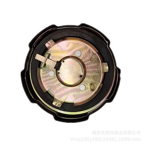 ฝาถังน้ำมัน Sinotruk สำหรับ Howo A7T7 C7 G5 G7 N7G N5GN6GSTR อะไหล่ทดแทนเหล็กสีดำสำหรับรถ Steyr รุ่นใหม่ - Product Image 4