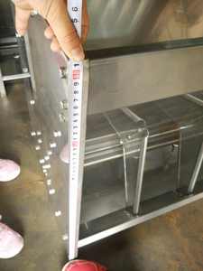 Mangiatoia per suini a secco e umido in acciaio inossidabile 304 per allevamento di suini con divisore alimentatore a doppia faccia a quattro teste - Product Image 3