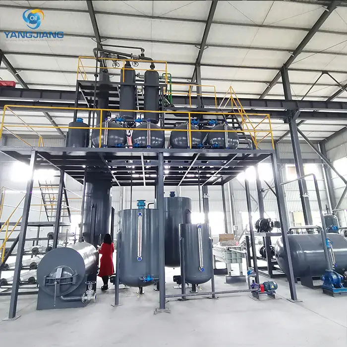 Macchina usata della raffineria dell'olio esausto della macchina di distillazione di riciclaggio dell'olio motore ad alta produzione di olio con CE ISO