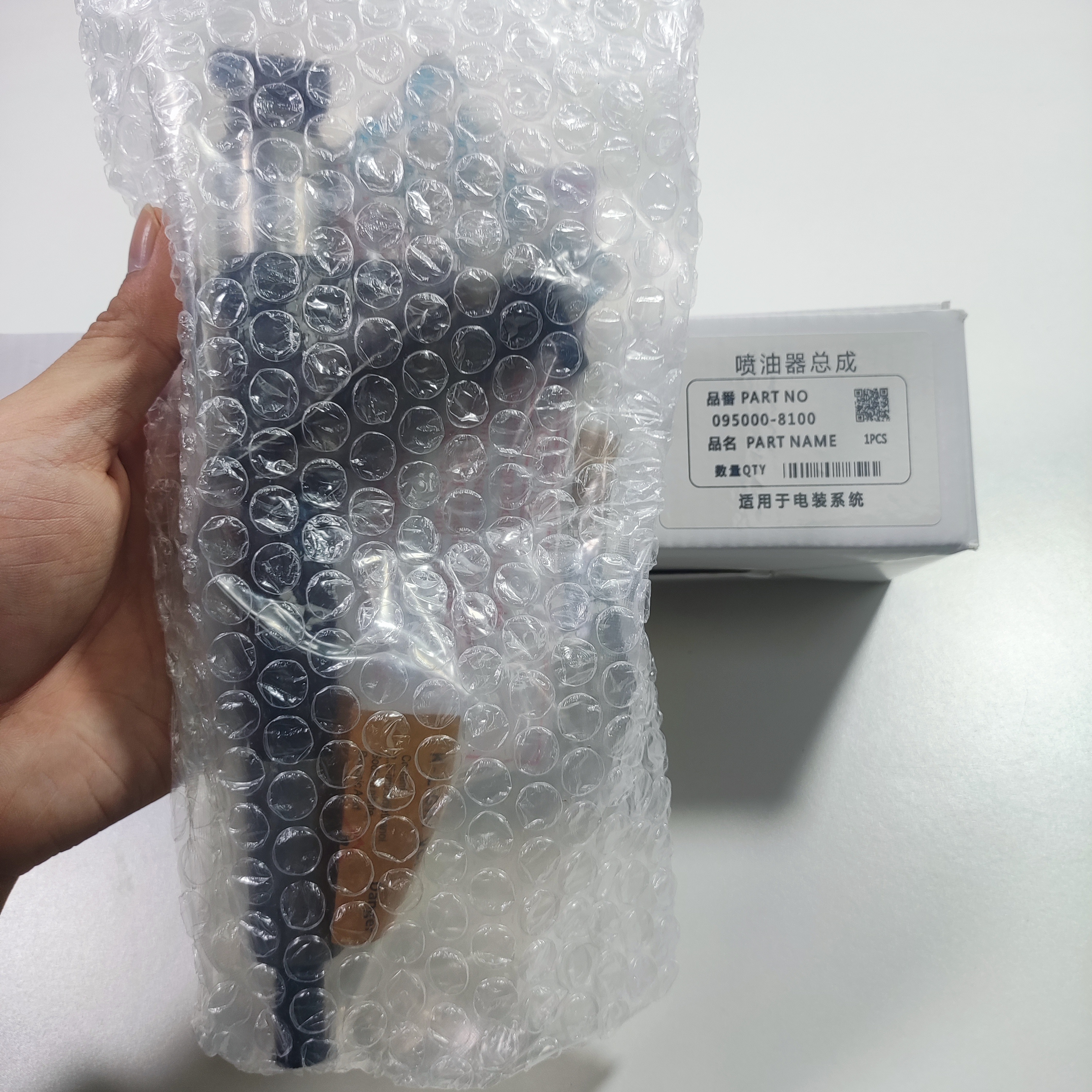 Auto Parts Fuel Injector Diesel Pump Injection 095000-8100 for Delphi Auto Fuel Common Rail Nozzle Injector