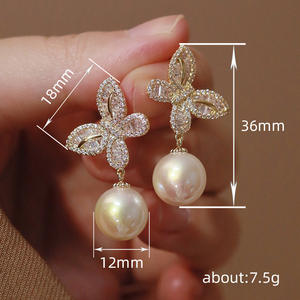 Pendientes de Perlas Cultivadas AAA de Oro Blanco con Engaste de Bisel Redondo, Joyería de Lujo para Mujer, Kazl Envi - Product Image 6