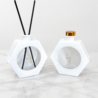 Bouteille en verre vide pour diffuseur de parfum d'ambiance moderne, personnalisable avec logo, vente en gros