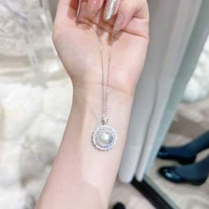 Collier pendentif trèfle en argent pur S925 entièrement serti de diamants, style japonais haut de gamme, doux et polyvalent pour femmes - Product Image 3