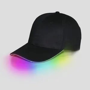 Cappello da berretto in fibra ottica illuminato all'ingrosso della fabbrica con luce a LED per una festa incandescente al di fuori dello sport Hip Hop Dance Dark Night Running