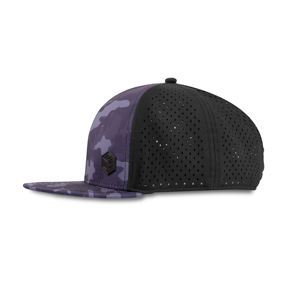 Casquette de sport ajustée et imperméable TCAP personnalisable avec technique de perforation au laser résistante à l'eau - Product Image 2