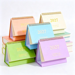 Vouwbare dikke kartonnen bureaukalender als spiraalgebonden tafelkalender voor schoolreclamegeschenk - Product Image 1