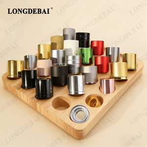 Tapa Magnética de Lujo en Stock para Perfume, Negra, Dorada, Plateada, Roja, 30ml, de Metal Zamac, con Collar para Perfume - Product Image 4