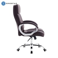 Chaise de bureau exécutive en cuir efficace, design ergonomique, style contemporain, fonctionnalités multifonctions, base chromée réglable