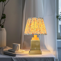 Abat-jour conique circulaire pliable en soie calicot, moderne et personnalisé, pour lampes de table décoratives, couleurs sur mesure