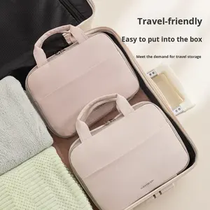 Tas Makeup Portabel BRM Anti Air untuk Perjalanan, Kapasitas Besar, Dapat Digunakan untuk Barang Kering dan Basah, Tas Perlengkapan Mandi Genggam Buatan Cina - Product Image 4