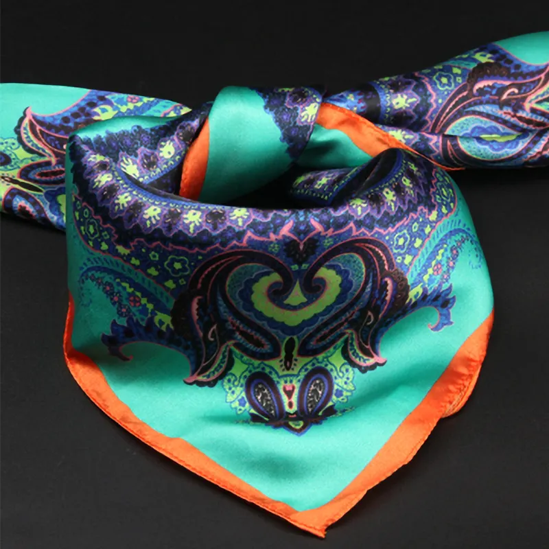 Luce verde semplice atmosfera batik pianura sciarpa di seta logo personalizzato sciarpa di seta di 100%