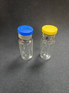 Vente en gros de flacons en verre transparent de laboratoire, forme cylindrique, bouchon à vis, utilisation en laboratoire, 3 ml, couvercle bleu pour les consommables des SALONS DE BEAUTÉ - Product Image 5