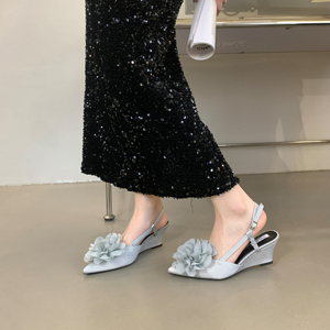 Zapatos de Mujer con Tacón Alto y Punta en Pico, Estilo Chino con Flores Francesas, Novedad 2024, Gran Venta - Product Image 1