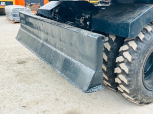 VENTE FLASH HYUNDAI 150W-7 Excavatrice hydraulique de 15 tonnes en excellent état Moteur diesel Pompe hydraulique pleine puissance Demandez plus d'informations maintenant - Product Image 6