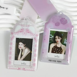 Porta Tarjetas con Diseño de Alas y Notas Rosadas, Mini Porta Tarjetas con Rejilla, Porta Fotos de 3 Pulgadas con Diseño de Fresa, Cubierta para Fotos DIY Estilo INS - Product Image 6