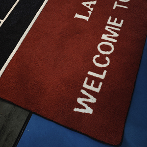 Tapis de sol en <span class=keywords><strong>gazon</strong></span> artificiel robuste pour centre de fitness, conception personnalisée, épaisseur 15 mm, pour luge de fitness - Product Image 1