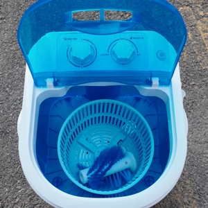 เครื่องซักผ้าขนาดเล็ก 4.5 กก. กึ่งอัตโนมัติ สำหรับใช้ในบ้าน เครื่องซักผ้าแบบพกพาสำหรับรองเท้าและเสื้อผ้าเด็ก ฝาบน 3in1 - Product Image 6