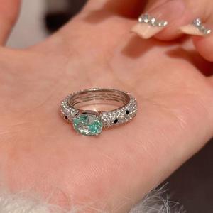 แหวนเงินแท้ S925 สไตล์วินเทจหรูหรา ประดับพลอยพาราไบอาทรงหยดน้ำ เคลือบเงา ประดับเพชรเต็มวง สำหรับผู้หญิง สไตล์โบราณ สีเขียวมิ้นท์ น้ำเงิน หินเจียระไน - Product Image 2